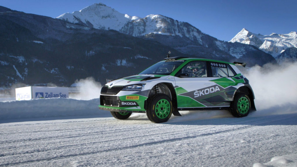 Škoda Fabia Rally2 evo je na sněhu jako doma