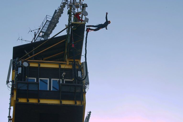 Zážitek jako dárek - bungee jumping