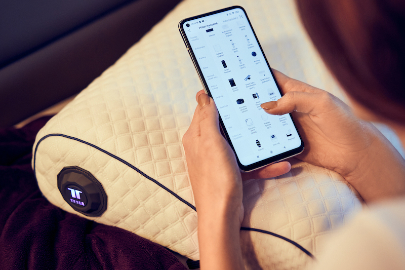 Chytrý polštář Tesla Smart Pillow