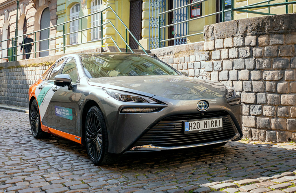 Toyota Mirai carsharingu Anytime