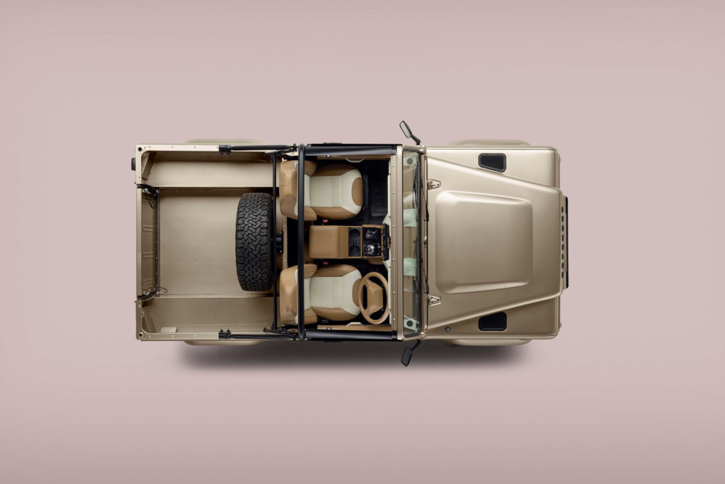 Nový Defender V8 Soft Top